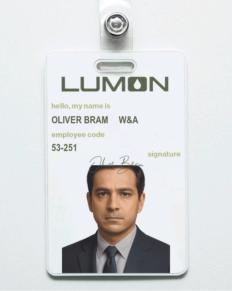 Oliver Bram ID photo